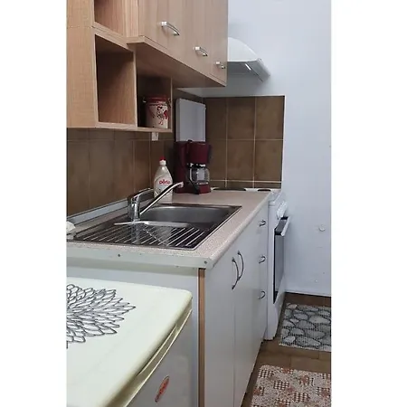 Nefeli House 招待所 *